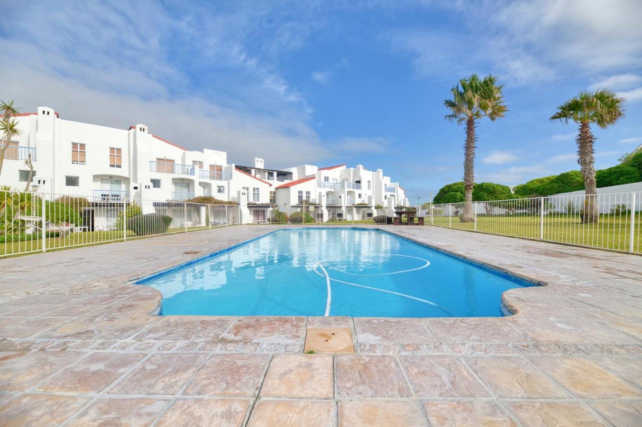 25 The Tides Apartamento Struisbaai Exterior foto
