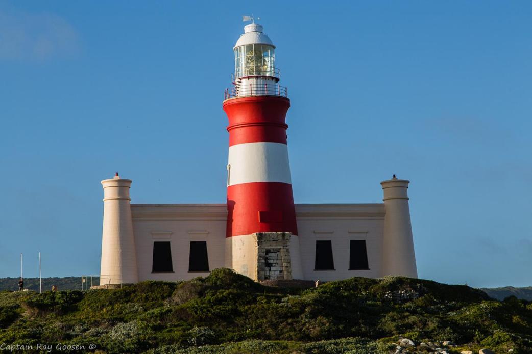 25 The Tides Apartamento Struisbaai Exterior foto